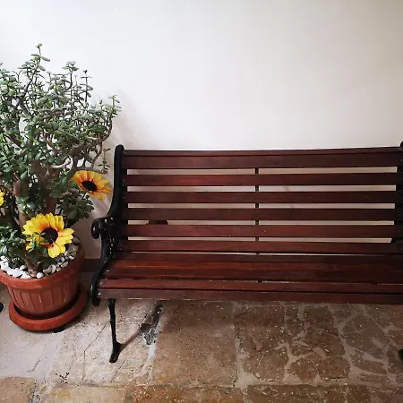 La Casa Delle Sorprese Apartment